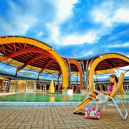 Hunguest Hotel Repce Buk Ngoại thất bức ảnh
